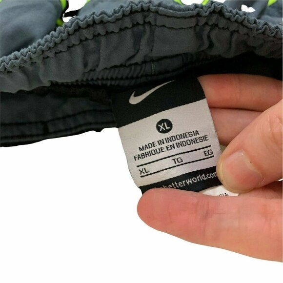 Nike Men's Size XL Swim Trunks Swim Shorts Lot of Two Elastic Waist w. Pockets - Picture 7 of 7